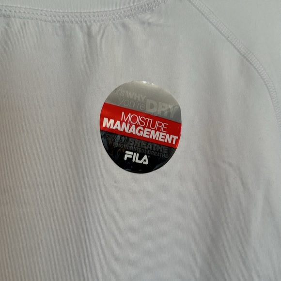 Fila cali cropped crew moisture management top NWT XL - Picture 3 of 9